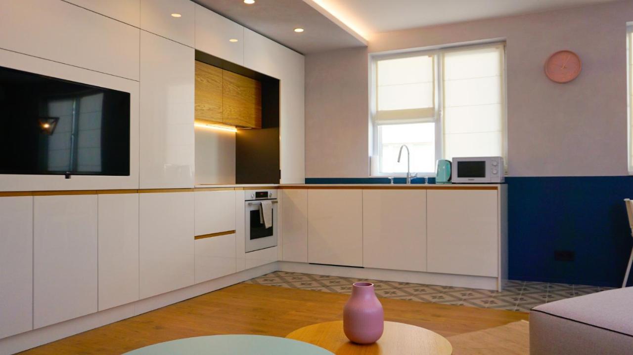 וארנה Апартамент Жасмин С Частен Гараж - Jasmin Apartment With Private Garage מראה חיצוני תמונה