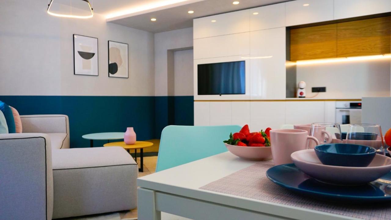 וארנה Апартамент Жасмин С Частен Гараж - Jasmin Apartment With Private Garage מראה חיצוני תמונה