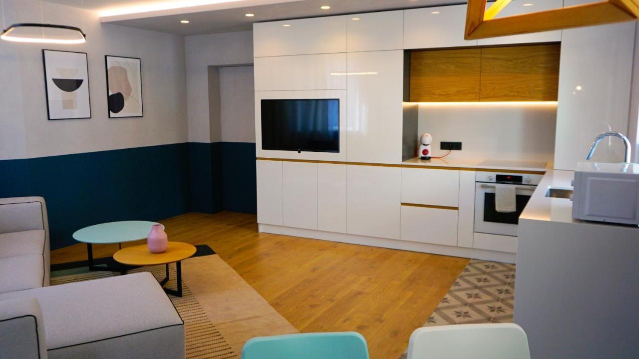 וארנה Апартамент Жасмин С Частен Гараж - Jasmin Apartment With Private Garage מראה חיצוני תמונה
